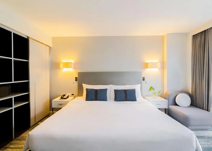 Hotel Western Sukhumvit 20 4*