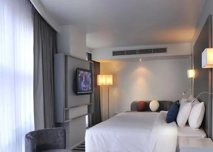 Western Sukhumvit 20 Banguecoque