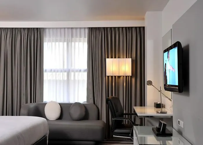 Western Sukhumvit 20 Hotel