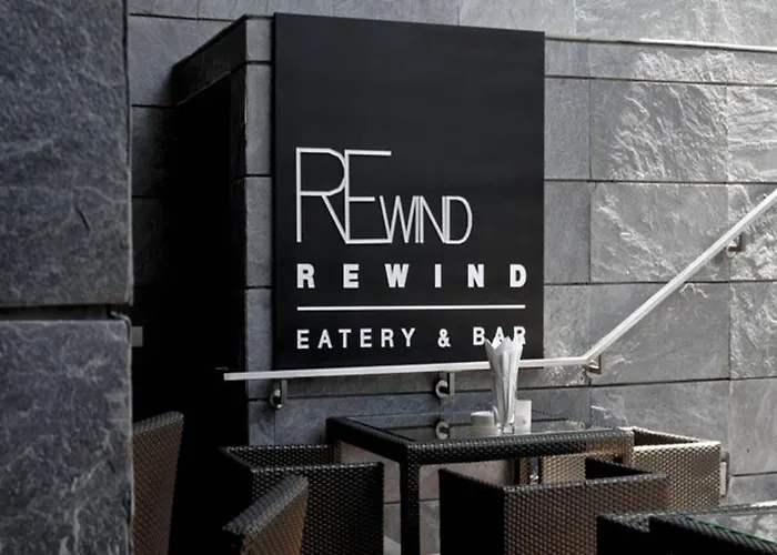 Western Sukhumvit 20 Hotel
