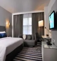 Western Sukhumvit 20 4*